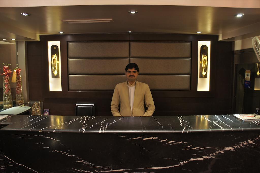 Hotel Surya Plaza Kota  Extérieur photo